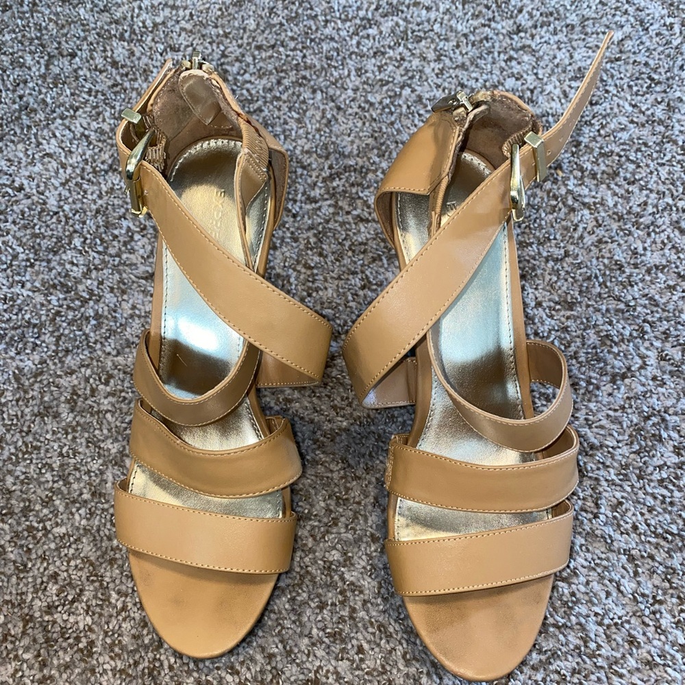 Express Wedges